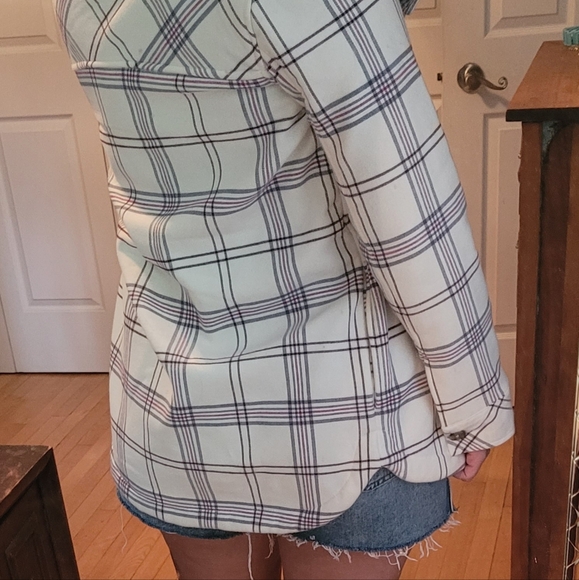 Woods Women's Evelyn Plaid Shacket Size Small - Picture 2 of 10
